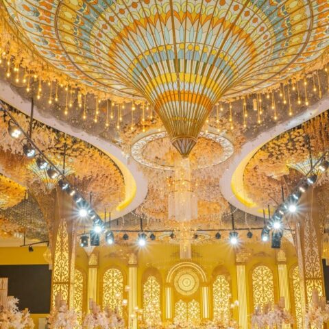 Dutti LED Brass Crystal Modern Chandelier: Majestic Luxury Bespoke Lighting for Wedding Ballroom