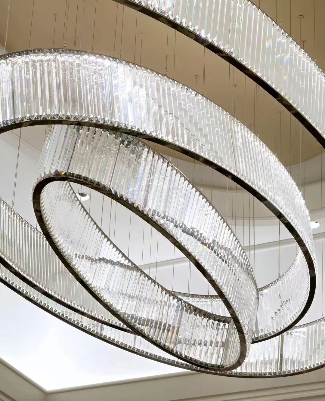 Dutti LED Glass Oval Circle Modern Non-standard Chandelier Ceiling Pendant Lighting OEM Custom for Ballroom