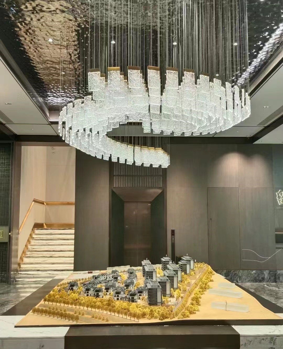 Dutti LED Non-standard Modern chandelier Glass LED pendant ceiling lighting custom for Showroom 
