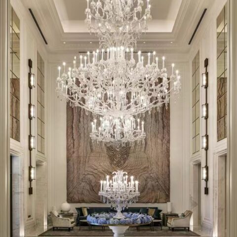 Interior Designer's Guide to Choosing a Chandelier for Villa Hall Dutti LED