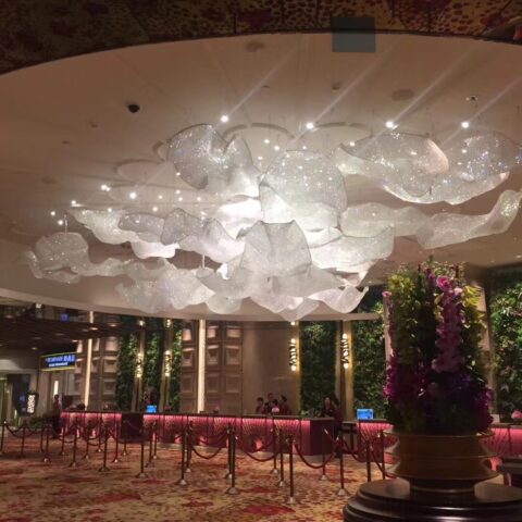 Customizing Dutti Non-standard Creative LED Pendant Lights for Hotel Halls